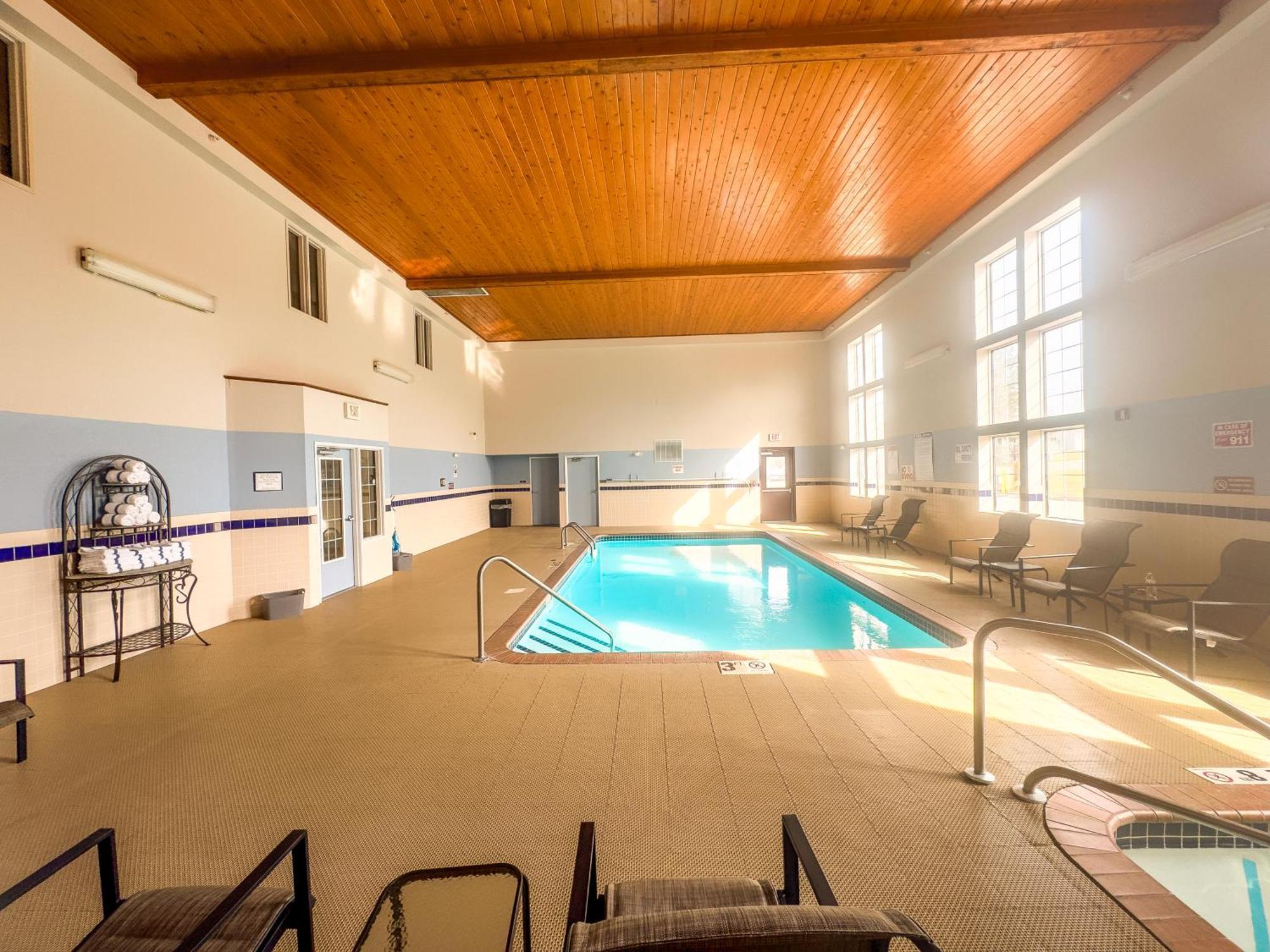 Country Trails Inn &Suites Lanesboro Extérieur photo