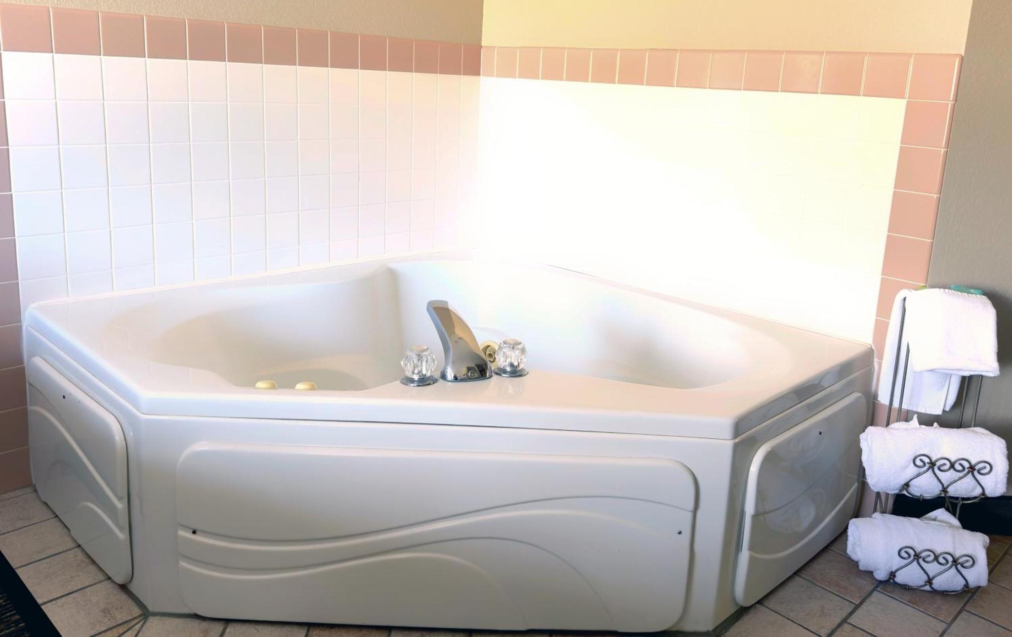 Country Trails Inn &Suites Lanesboro Extérieur photo